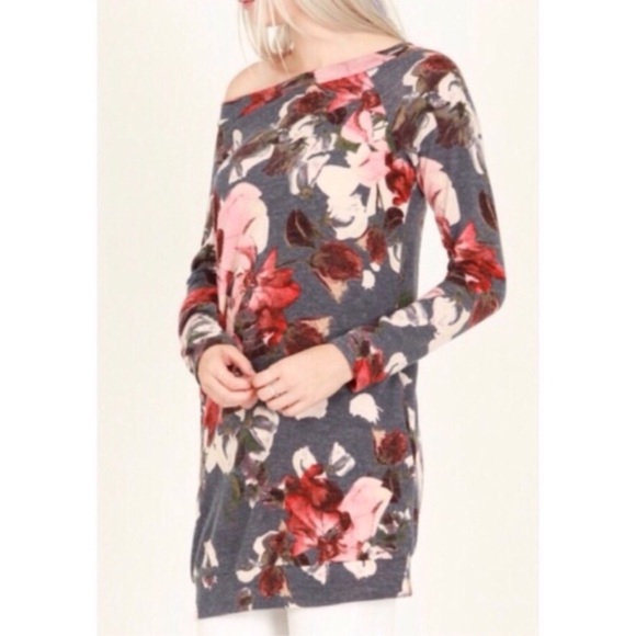 Floral One Shoulder Sweater - Picture 4 of 7